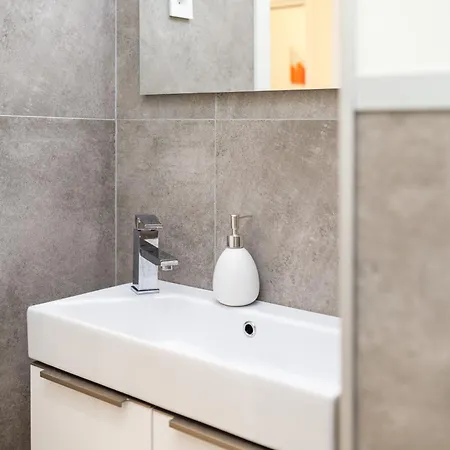 Sonia Near Labin - Rabac For 8 Persons With 40 M2 Heated Pool, Wellness & Kids Playground